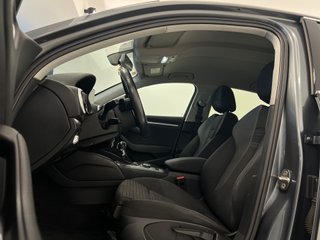 Audi A3 Sedán 1.8 TFSI 180cv S line Quattro S Tron