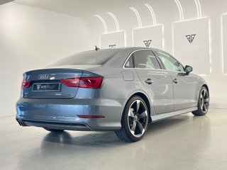 Audi A3 Sedán 1.8 TFSI 180cv S line Quattro S Tron