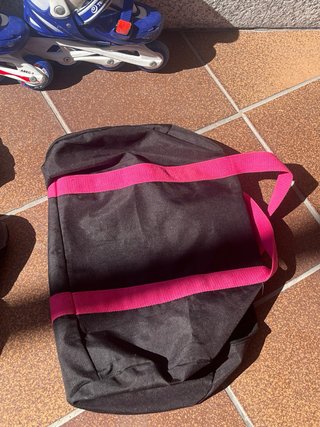 Patines niño Talla 33 + protecciones + bolsa