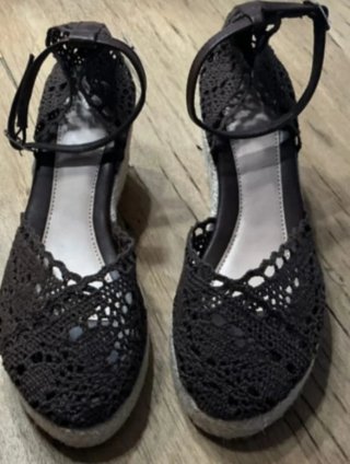 Alpargatas marrones de crochet
