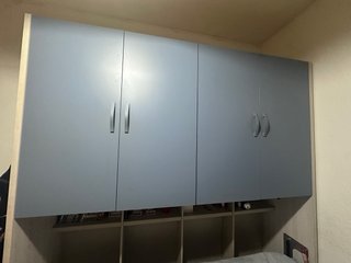Cama nido azul y gris