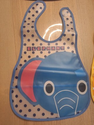 4 Baberos XXL Impermeables con velcro