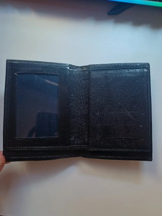Cartera negra