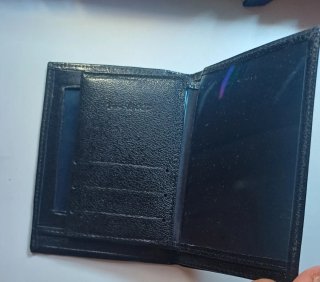 Cartera negra