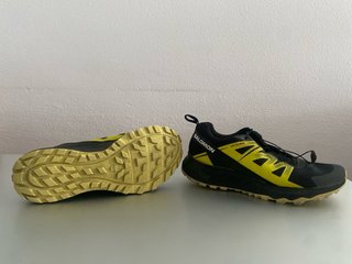 Zapatillas Salomon Montaña Negras/Amarillas