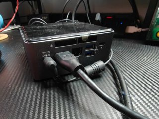 Mini PC Intel NUC BoxNUC7i5BNH