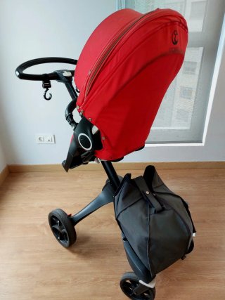 Silla de paseo Stokke Xplory Roja