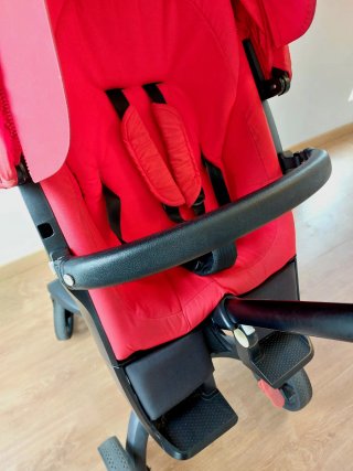 Silla de paseo Stokke Xplory Roja