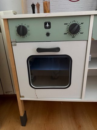 Cocinita infantil de madera