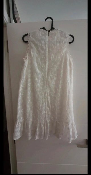 Vestido blanco con encaje