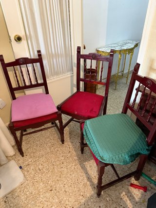 Juego de 3 Sillas de Madera con Tapicería