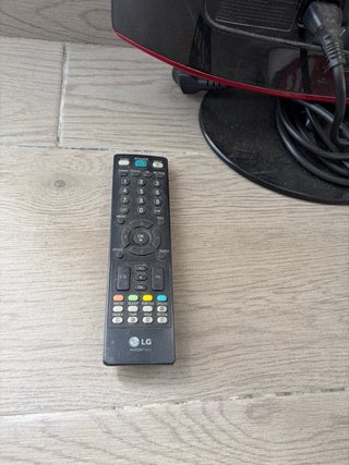 Televisor LG 19 M197WDJ