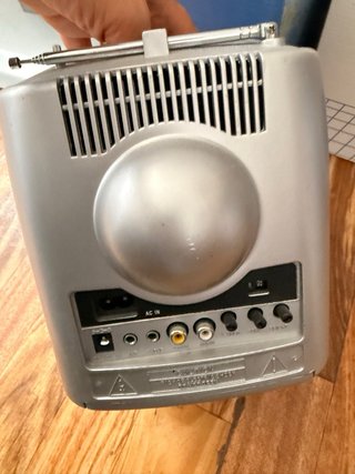 Televisor Portátil Vintage 5.5"