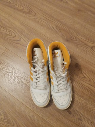 Botas Adidas Amarillas