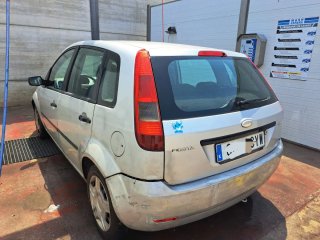 Ford Fiesta 2004