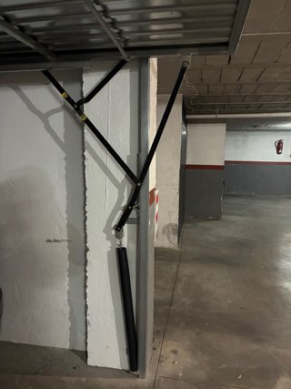 Portón de garaje basculante nuevo