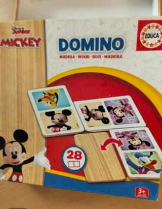 Lote de puzzles y dominó