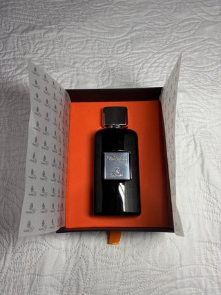 Perfume LE CHAMEAU Parisian in Love