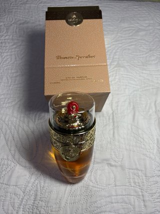 Perfume LE CHAMEAU Parisian in Love