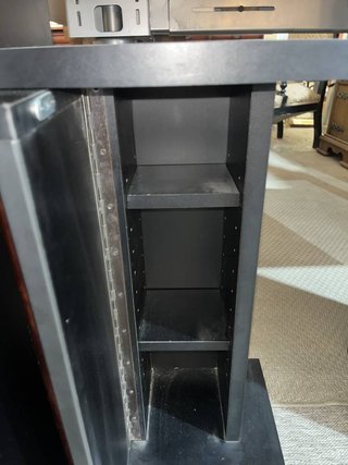 MUEBLE PARA EQUIPO DE MÚSICA
