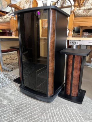 MUEBLE PARA EQUIPO DE MÚSICA