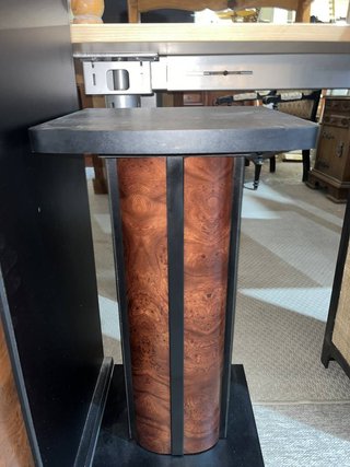MUEBLE PARA EQUIPO DE MÚSICA