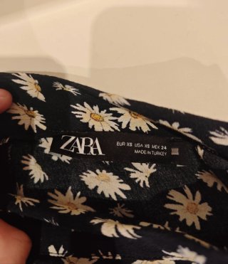 Falda pantalón Zara floral