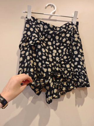 Falda pantalón Zara floral