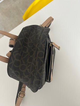 Mochila Calvin Klein Original Marrón y Beige