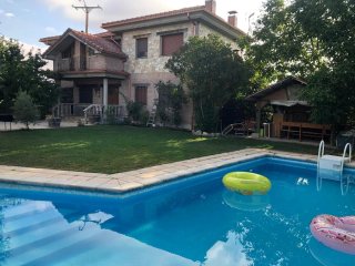 Alquiler chalet eclipse solar