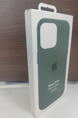 Funda iPhone 15 Pro Silicone Case Cypress
