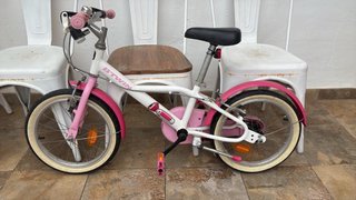 Bicicleta infantil B’TWIN 16” rosa y blanca