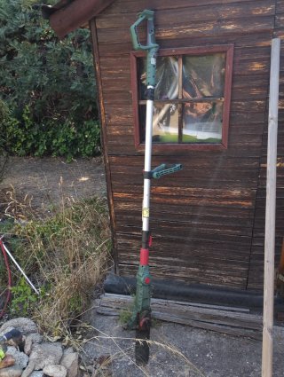 Podadora de altura a batería
