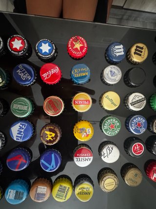 Lotto di lattine di birra e bibite