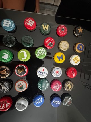Lotto di lattine di birra e bibite