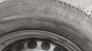 Neumático y llanta Dunlop 205/60 R15 nuevo