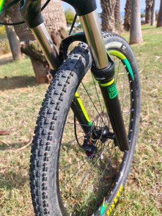 Bicicleta Montaña Cube Limited Pro