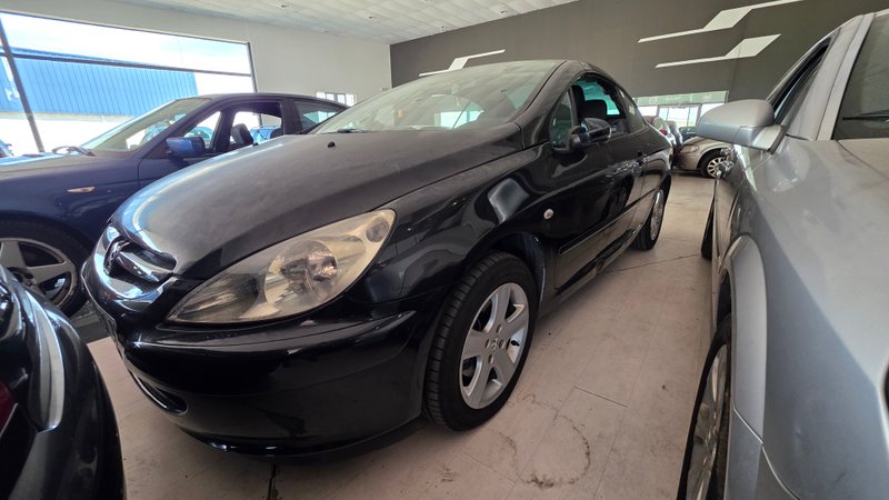 Peugeot 307cc 2.0 16V 2005 - foto 1