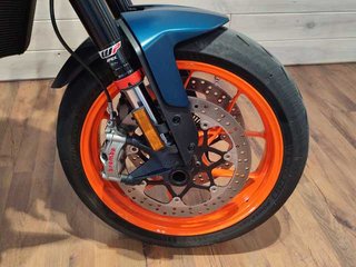 KTM Duke R 890