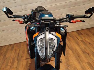 KTM Duke R 890