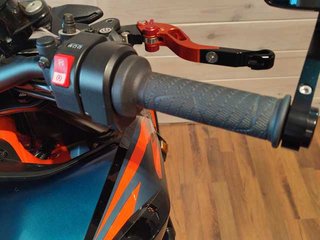 KTM Duke R 890