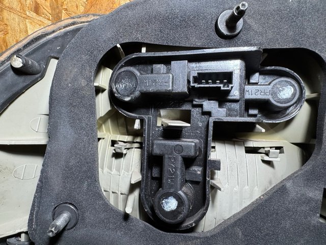 Piloto trasero original derecho Saab 93