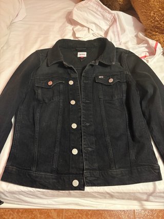 Chaqueta vaquera Tommy Jeans negra