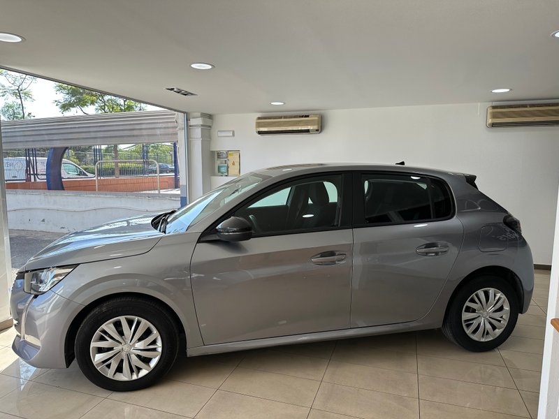 Peugeot 208 2022, foto 2