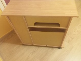 Mueble TV madera y cristal con ruedas