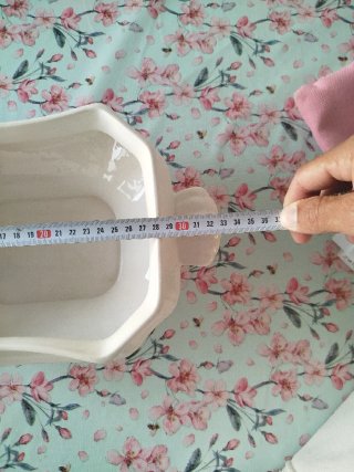 Antigua sopera de porcelana Cartuja