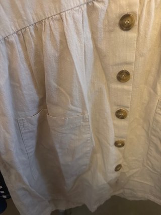 Vestido lino beige talla XL con bolsillos.