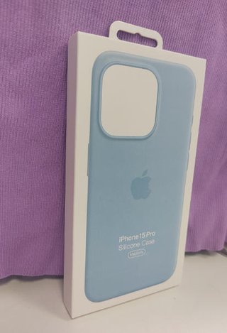 Funda iPhone 15 Pro Azul Claro