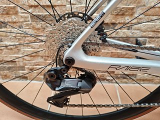 Bicicleta carretera Megamo Raise 05 di2