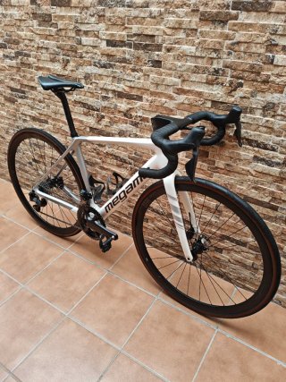 Bicicleta carretera Megamo Raise 05 di2